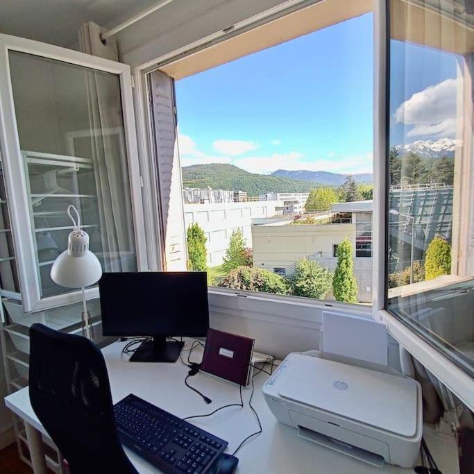 Apartment Excellent - 2 & Salon - Vue Magnifique Sur Les Montagnes & Parking Prive Gratuit *